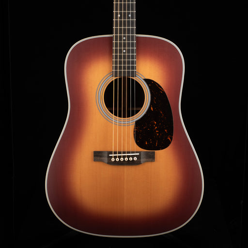 Martin D-28 Satin Amberburst with Case