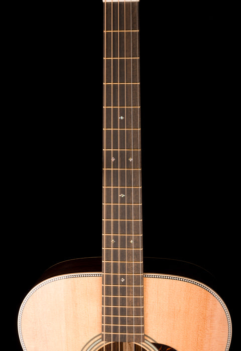 Martin 000-28 Modern Deluxe Acoustic Guitar