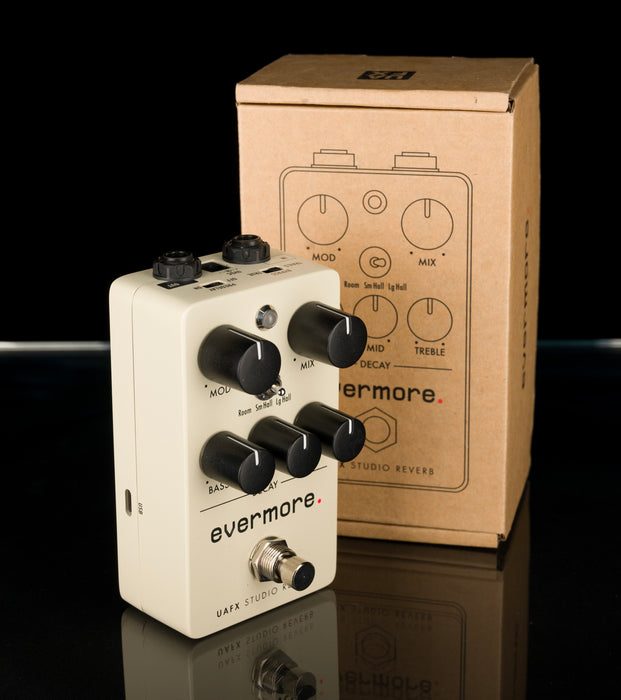 Used Universal Audio Evermore Studio Reverb Pedal With Box