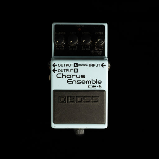 Used Boss CE-5 Chorus Pedal With Box - 2