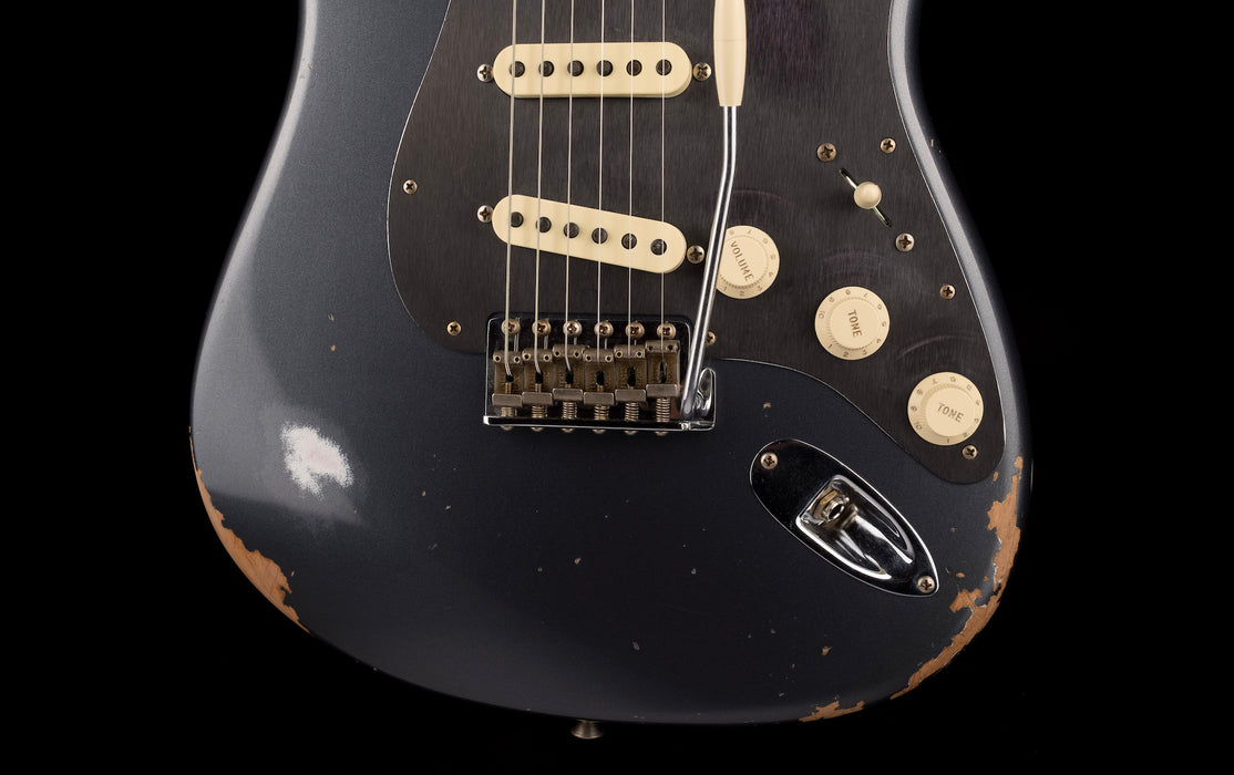 Fender Custom Shop 1962 Stratocaster Reverse Headstock Relic Charcoal Frost Metallic With Case