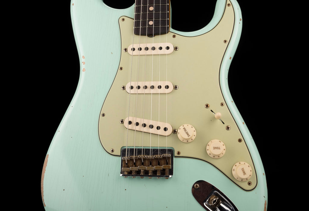 Pre Owned 2022 Fender Custom Shop ‘62 Stratocaster Relic Faded Surf Green