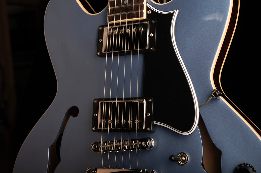 Heritage Limited Edition Standard H-535 Pelham Blue with Case