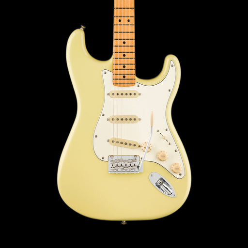 Fender Player II Stratocaster Maple Fingerboard Hialeah Yellow Front Crop