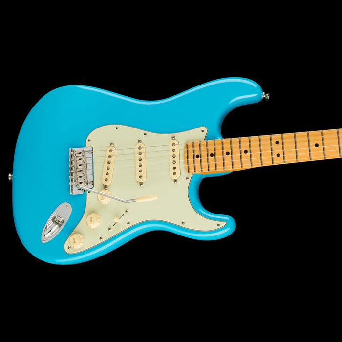 Fender American Professional II Stratocaster Maple Fingerboard Miami Blue Contour Body Right