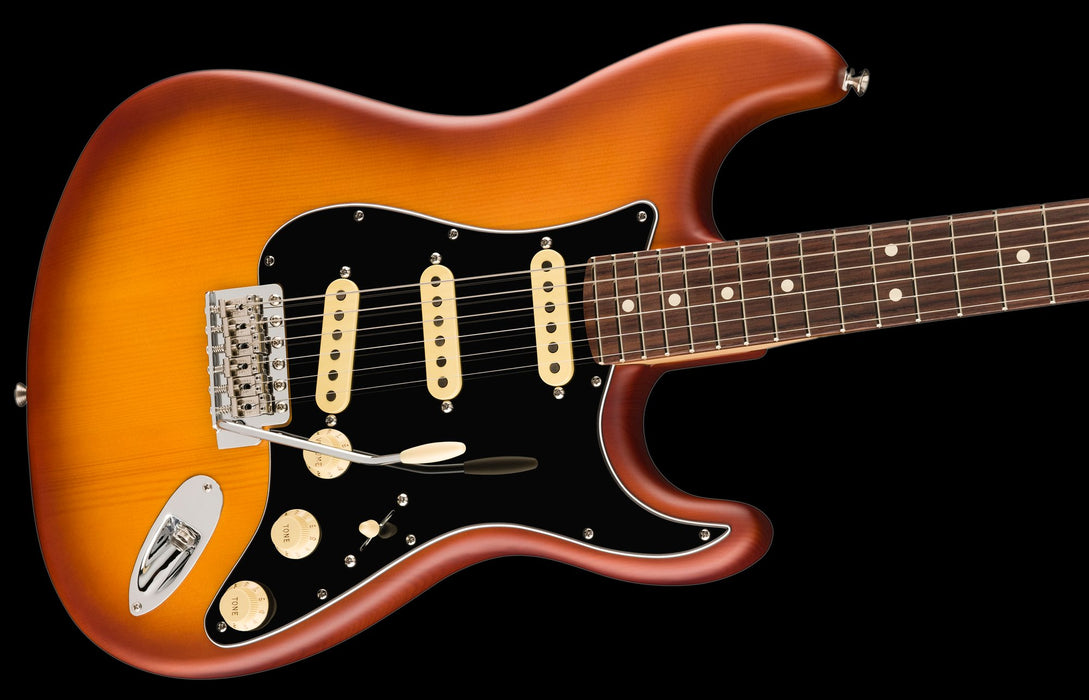 Fender American Performer Spruce Stratocaster Rosewood Fingerboard Honey Burst With Gig Bag Contour Body