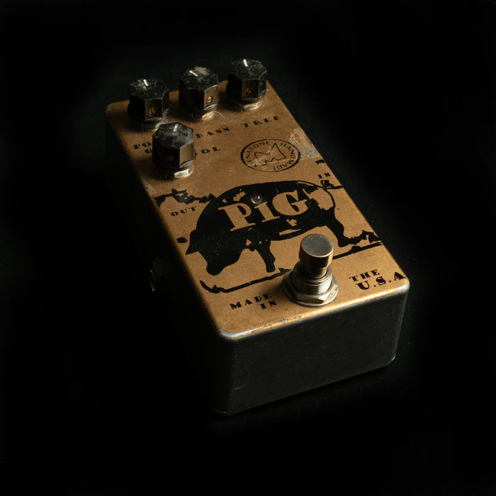 Used Menatone The PiG Distortion Angled