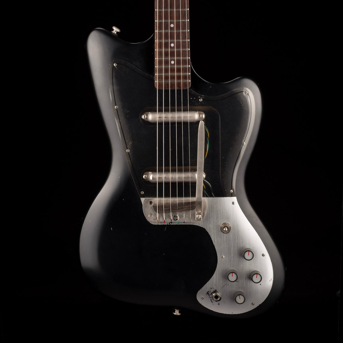 Danelectro dead deals on 67 baritone