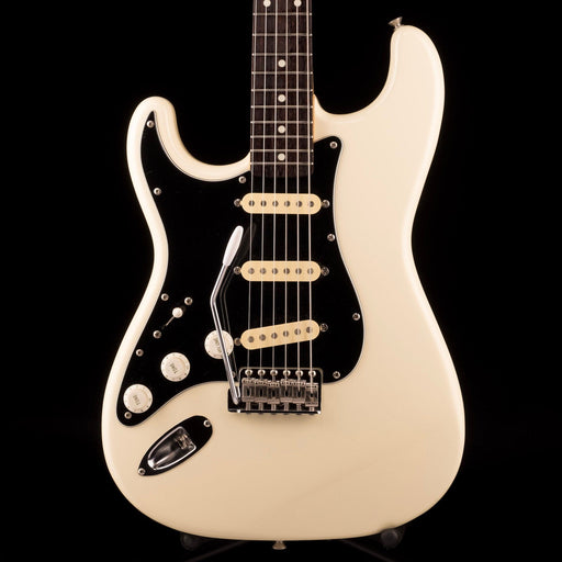 Pre-Owned 1988 Fender Made In Japan Stratocaster Left-Handed Olympic White Electric Guitar With Bag