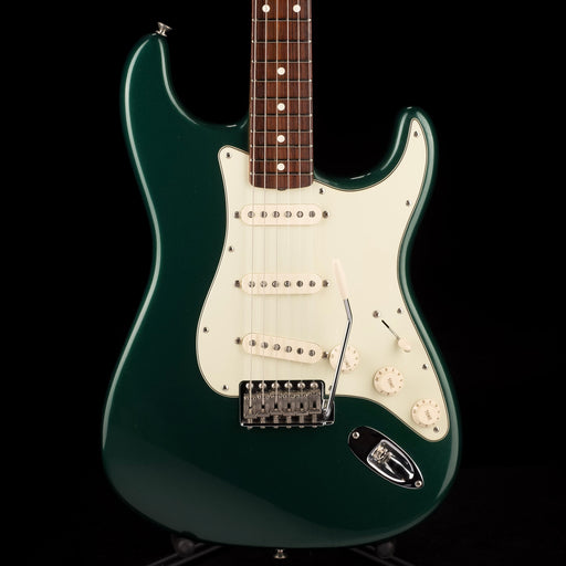 Pre Owned 2007 Fender Vintage Hot Rod ‘62 Stratocaster Sherwood Green Guitar With Case