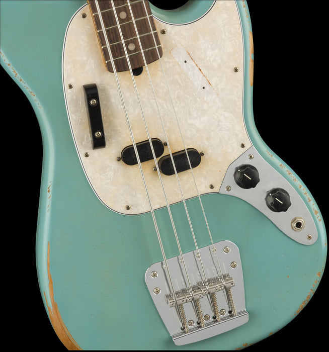 Fender Justin Meldal-Johnsen Road Worn Mustang Bass - Faded Daphne Blue with Bag