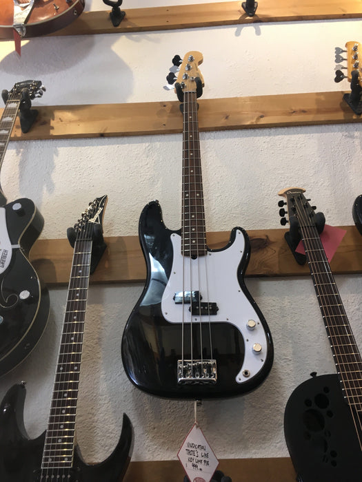 Used Fender American Standard Jazz Bass With OHSC - Black